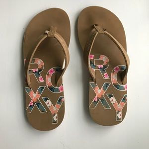 Roxy brand flipflops